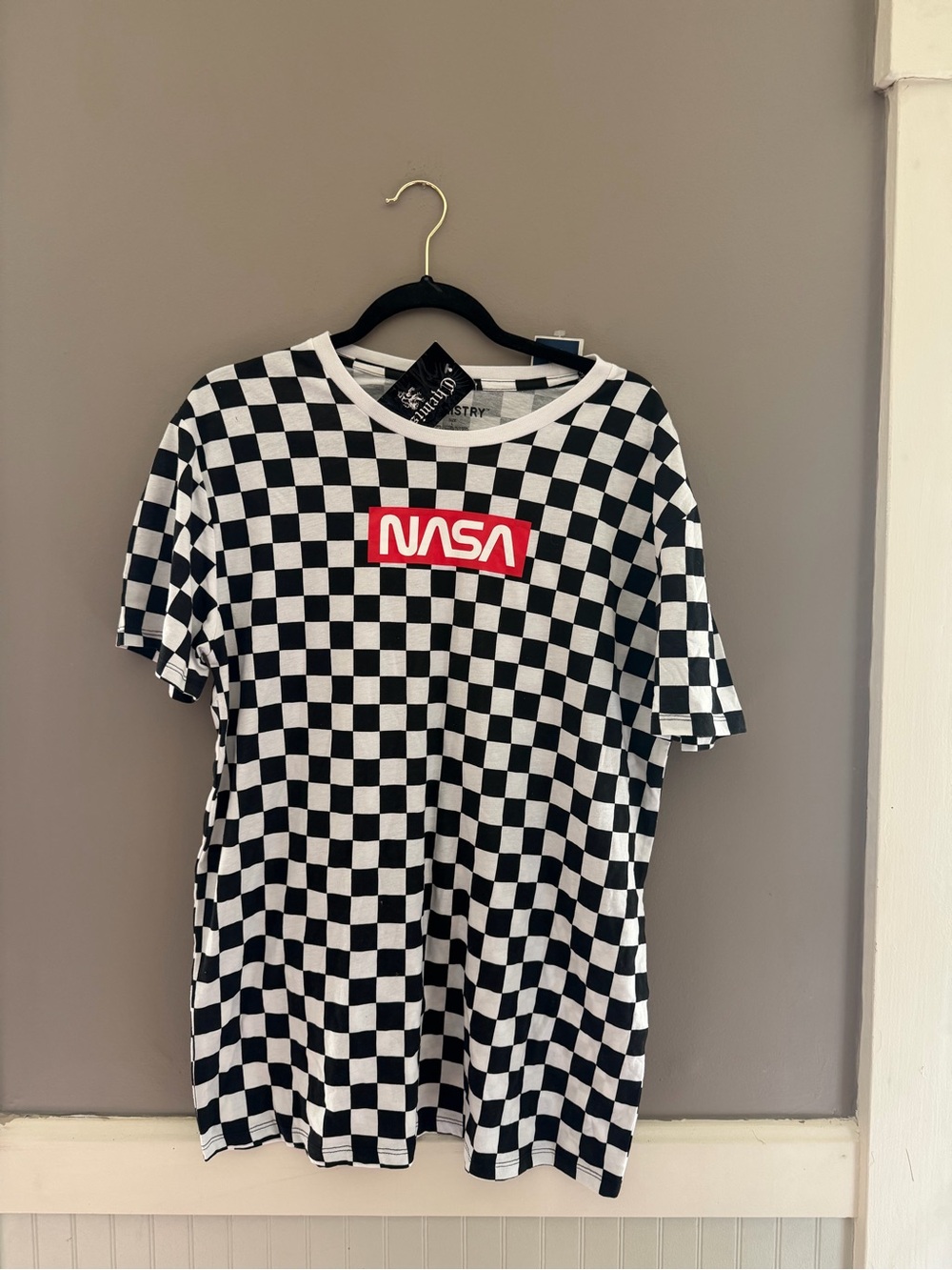 NWT. NASA Logo Black & White Checkered  Tee